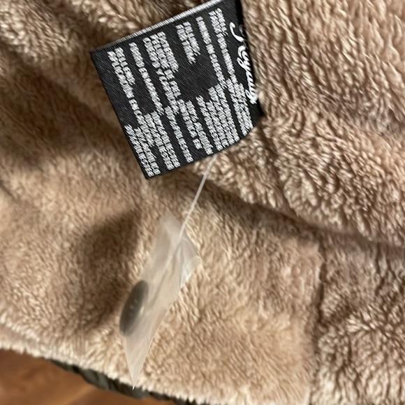 Womens ROYALTY FOR ME Military Green Jacket Faux Fur Womens sz Petite Large NWT - Picture 11 of 16